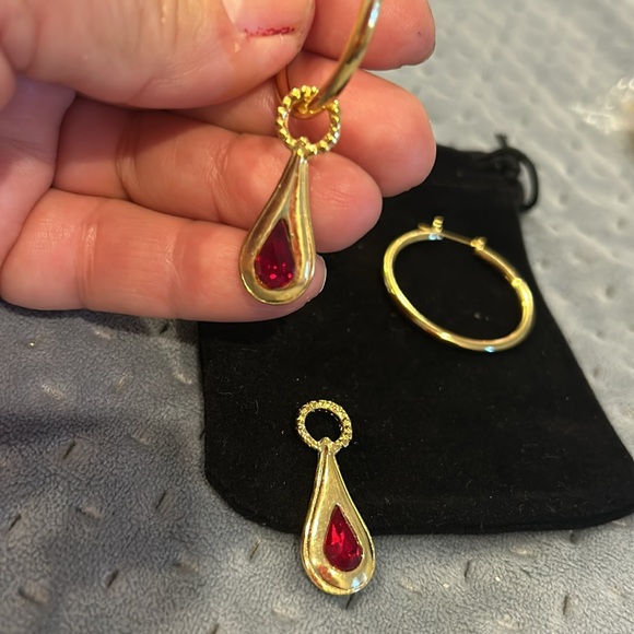Red Teardrop Crystals for Hoop Earrings-Boutique - Picture 3 of 4